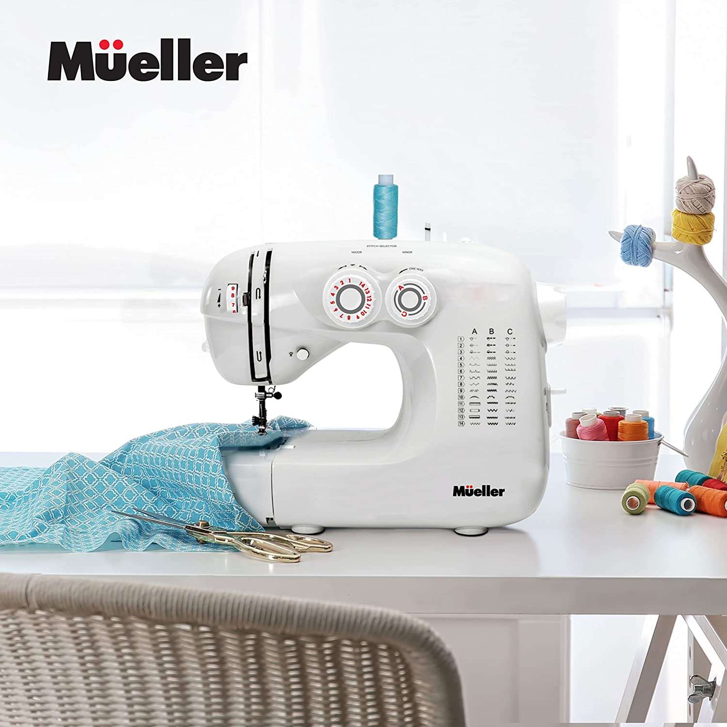 muellerhome_Ultra-Stitch-Sewing-Machine-White-7